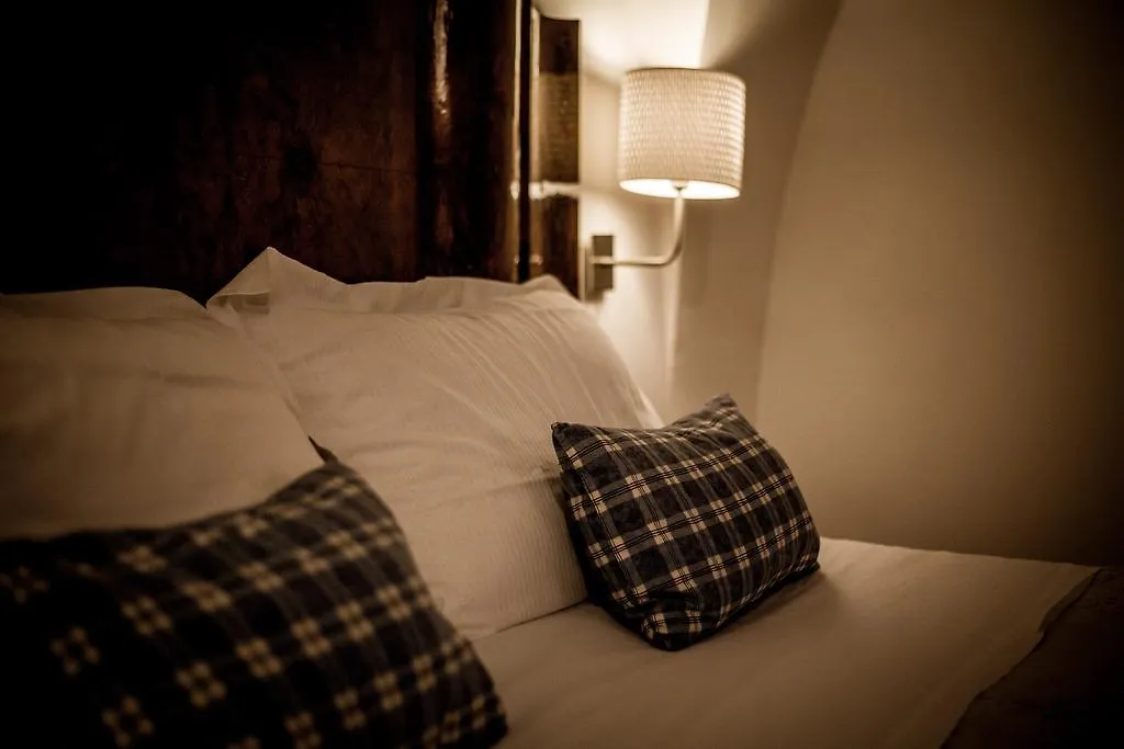 *** Bed & Breakfast Apartment Dietro La Cattedrale Palermo Italy