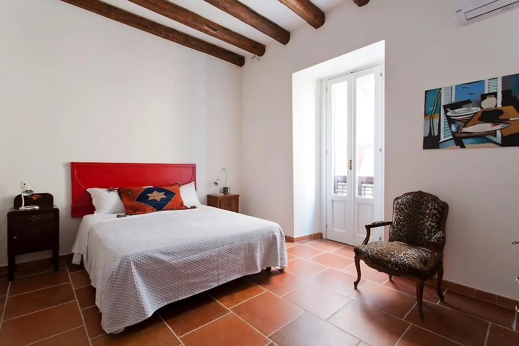 *** Bed & Breakfast Apartment Dietro La Cattedrale Palermo Italy